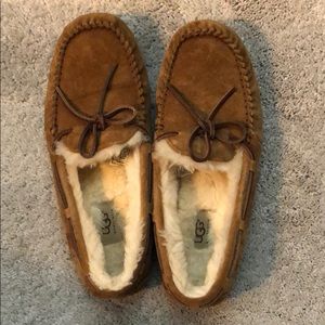 UGG Moccasin slippers - Womens size 9